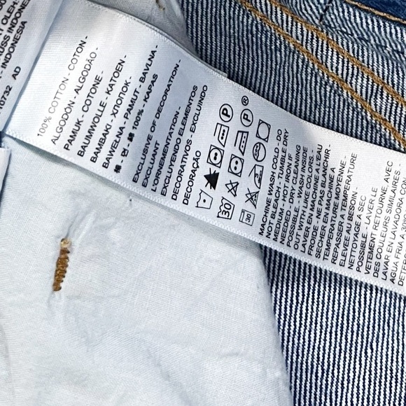 NWT Levi’s High Waisted Straight Distressed Jeans in Joe Strut - Picture 10 of 10